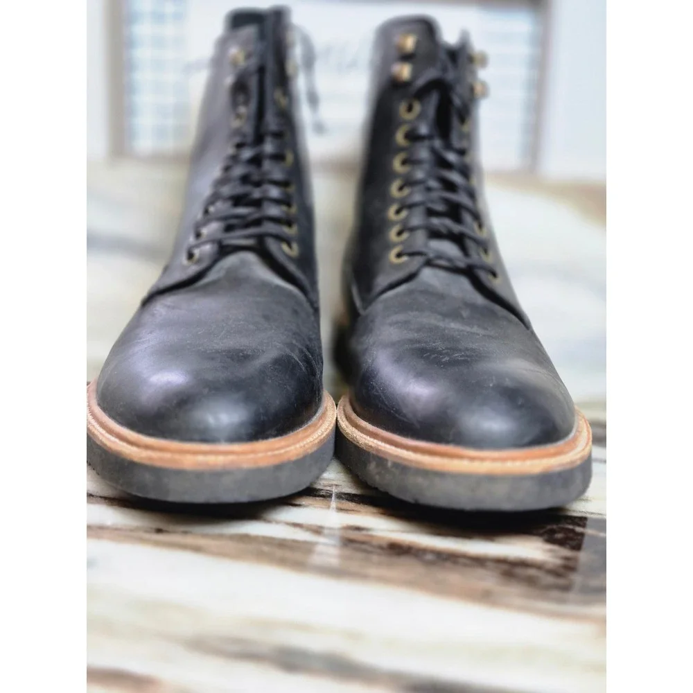 Cole Haan Mens Black Leather Lace Up Boots Vibram Gumlite Sole 8.5 M Combat